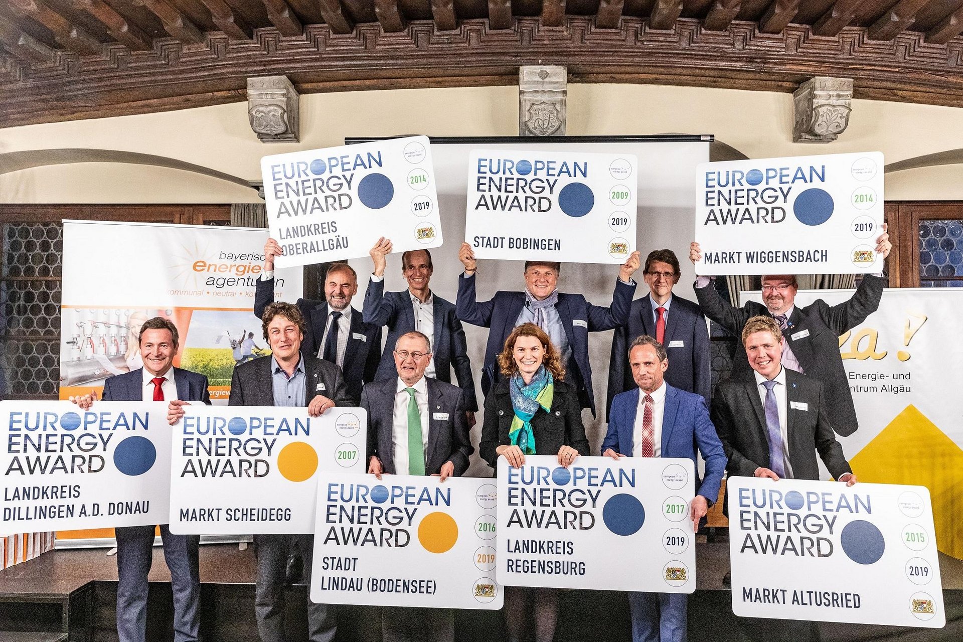 Gruppenfoto von der Vergabe der EEA-Auszeichnungen